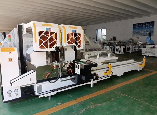 CNC Double-head Precision Cutting Saw for Aluminum Profile.jpg