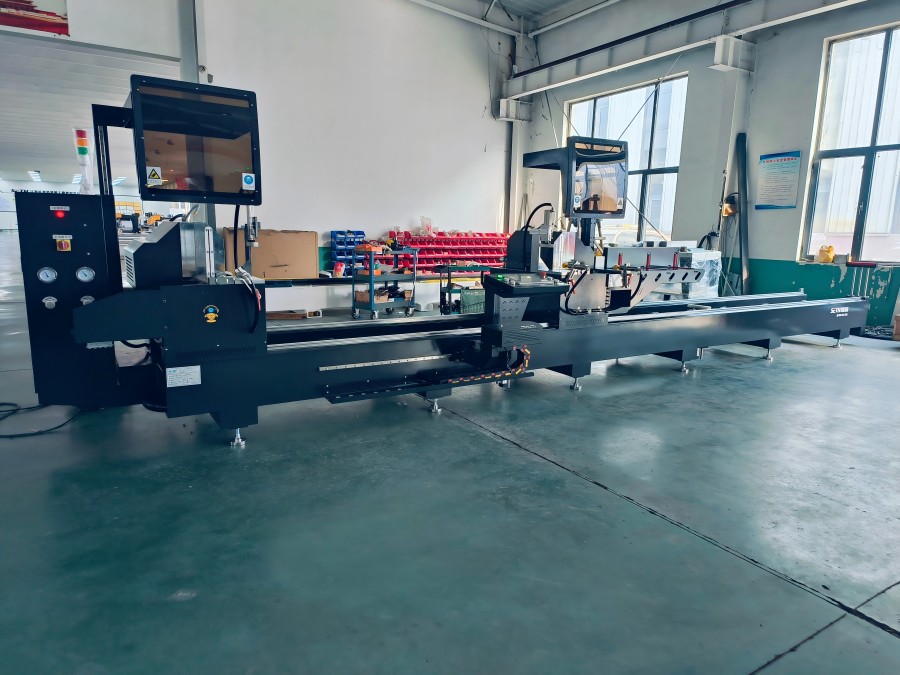 saw.jpg dobro da mitra do CNC saw.jpg dobro da mitra do CNC